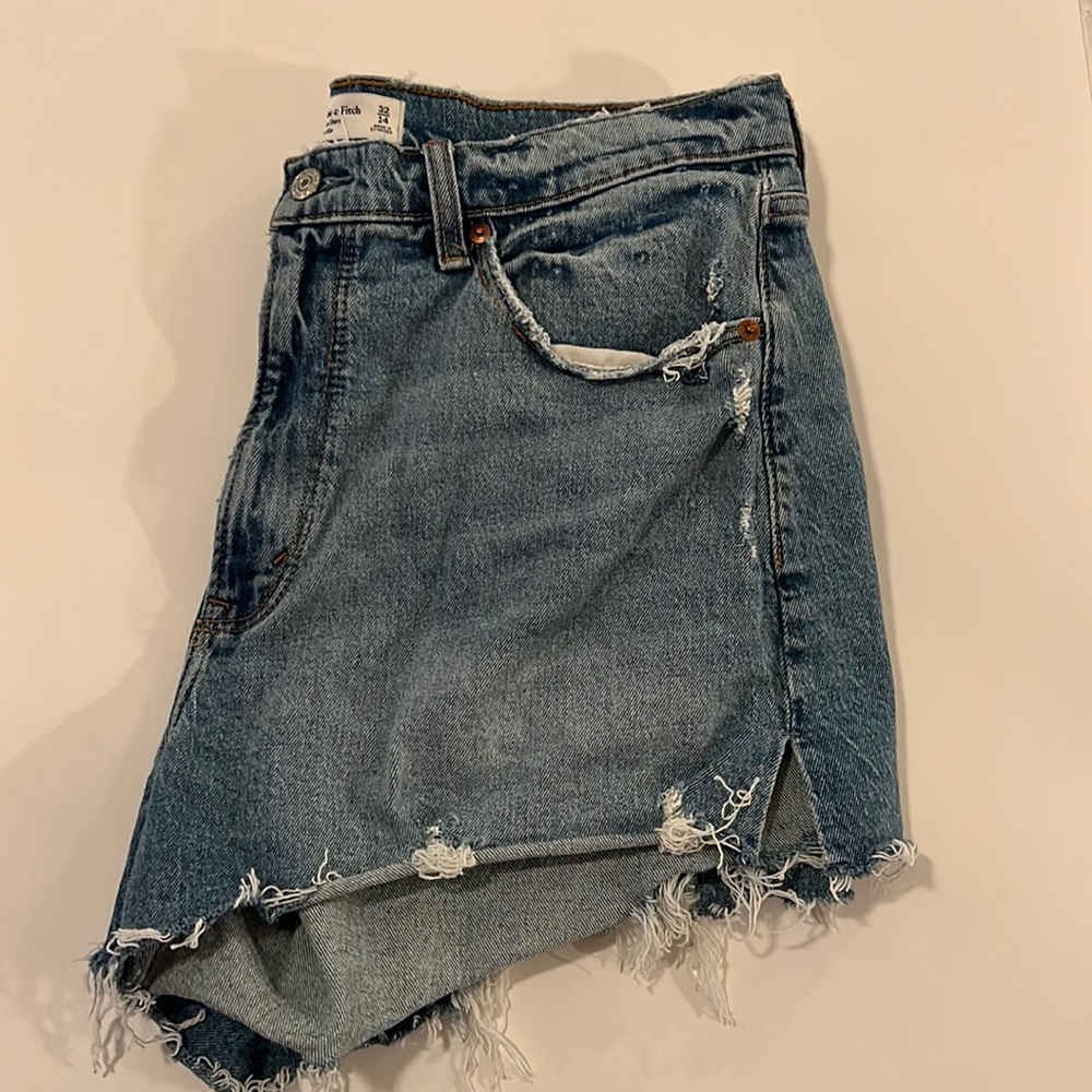 Abercrombie curve love high rise mom shorts
